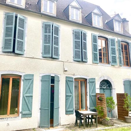 Une Maison De Famille Oloron-Sainte-Marie Ngoại thất bức ảnh
