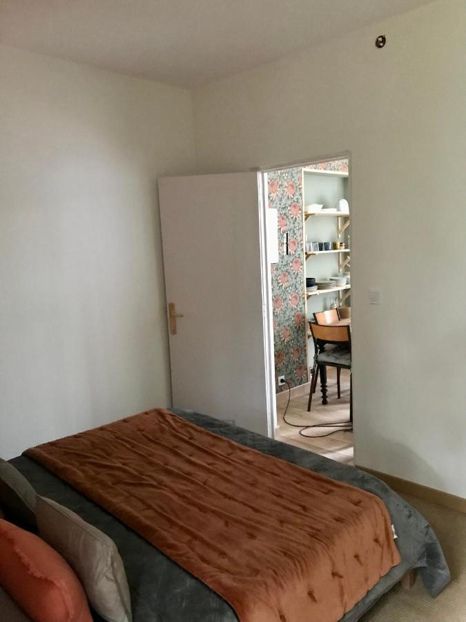 Une Maison De Famille Oloron-Sainte-Marie Ngoại thất bức ảnh